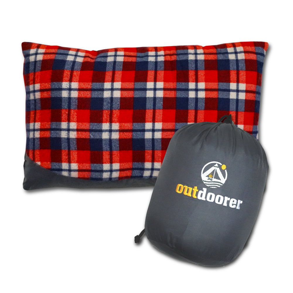 Reisekissen mit Stuffbag 2. Wahl Campingkissen als B-Ware in schwarz-weiß kariert